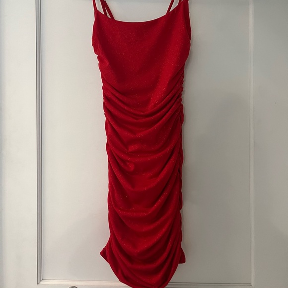 BRAND NEW, shimmery red, slim fitting dress size XXS from Lucy in the Sky - Picture 4 of 6